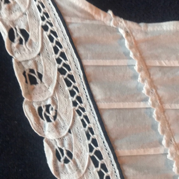 Lace Patch Sweatshirt - Picture 4 of 6